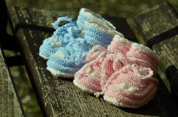 Comment bien préparer votre liste de naissance : un guide essentiel pour les futurs parents